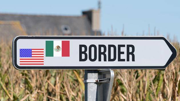 Mexico Working to Reopen Land Border With US